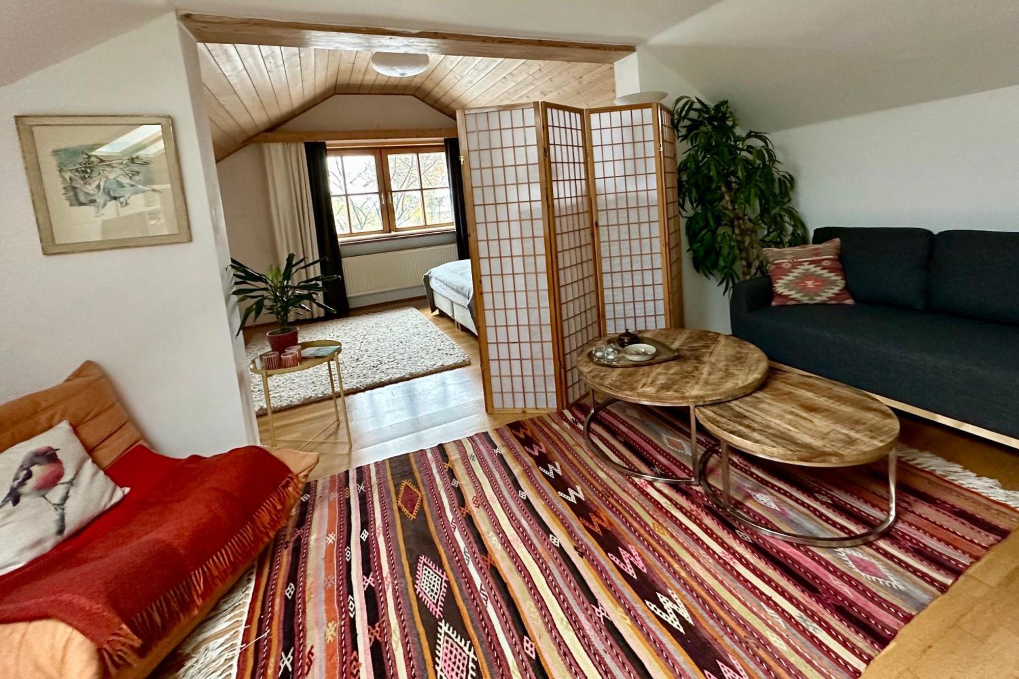 Charmante Ferienwohnung Mit Balkon Im 5-Seen-Land Hechendorf am Pilsensee Exterior photo